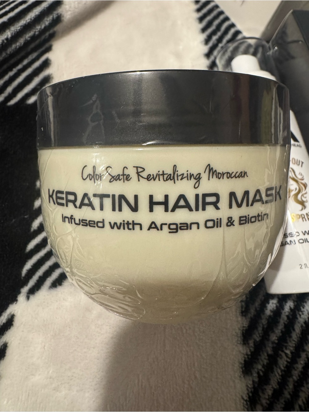 Keratin Hair Mask Infused with Argan Oil & Biotin - $200MSRP